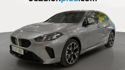 Usado BMW 120 170 CV (125 kW) 2025 Gris Utilitario