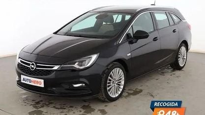 Usado Opel Astra Excellence 150 CV (110 kW) 2016 Negro Familiar