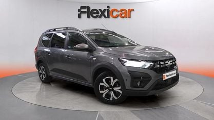 Usado Dacia Jogger Expression 110 CV (80 kW) 2024 Gris Monovolumen