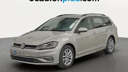 Usado VW Golf Sportsvan Advance 150 CV (110 kW) 2018 Gris plata Monovolumen
