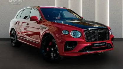 Usado Bentley Bentayga 449 CV (330 kW) 2023 Plateado SUV