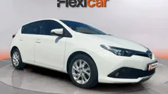 Blanco Usado 2018 Toyota Auris Active Berlina | 13.290 € (Precio justo)