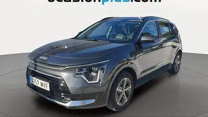 Usado Kia Niro 141 CV (103 kW) 2025 Gris SUV