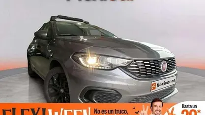 Usado Fiat Tipo Mirror 95 CV (69 kW) 2019 Gris Familiar