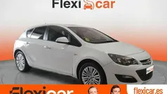 Usado 2015 Opel Astra Selective Berlina | 9390 € (Precio justo)