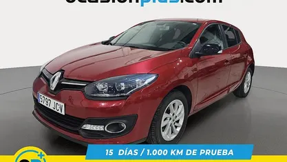 Rojo Usado 2015 Renault Mégane III LIMITED Utilitario | 9690 € (Precio justo)