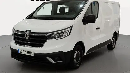 Usado Renault Trafic 130 CV (95 kW) 2023 Blanco Monovolumen