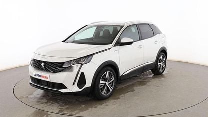 Używany Peugeot 3008 Allure 225 KM (165 kW) 2021 Biały SUV