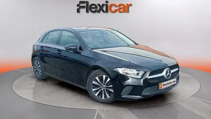 Usado Mercedes A160 109 CV (80 kW) 2021 Negro Berlina