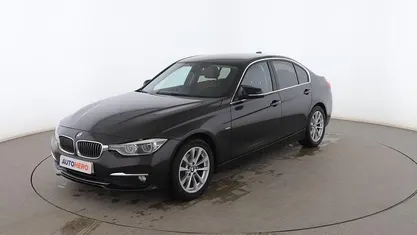 Usado BMW 318 Luxury Line 150 CV (110 kW) 2016 Gris Berlina
