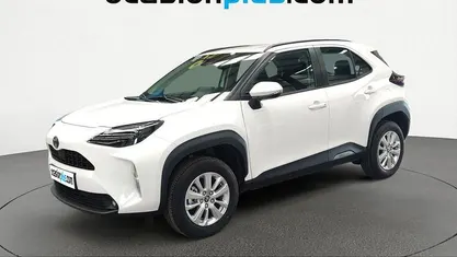 Usado Toyota Yaris Cross Business Edition 116 CV (85 kW) 2024 SUV