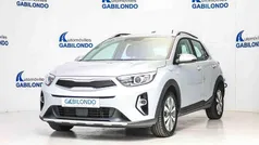 Gris Usado 2022 Kia Stonic SUV | 15.900 € (Precio justo)
