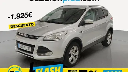 Usado Ford Kuga Trend 150 CV (110 kW) 2016 SUV
