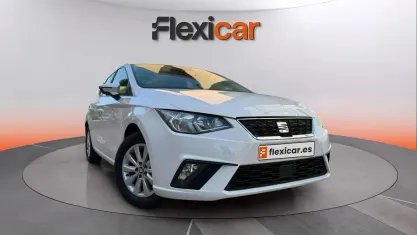 Usado Seat Ibiza Style 80 CV (58 kW) 2018 Blanco Utilitario