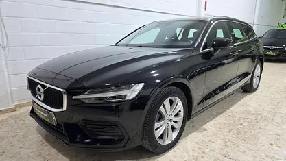Negro Usado 2020 Volvo V60 Business Edition Familiar | 20.800 € (Super precio)
