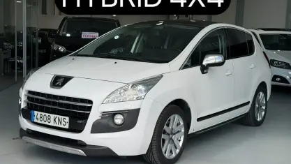 Usado Peugeot 3008 200 CV (147 kW) 2012 Blanco Familiar