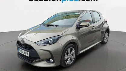 Usado Toyota Yaris Hybrid Active 116 CV (85 kW) 2024 Utilitario