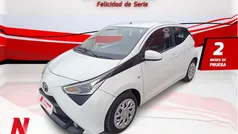 Usado 2020 Toyota Aygo X-play Utilitario | 10.271 € (Precio justo)