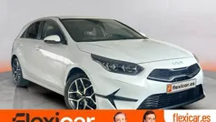 Usado 2023 Kia Ceed Berlina | 18.690 € (Precio justo)