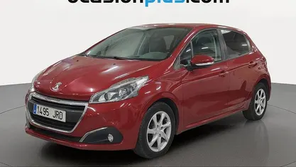 Usado Peugeot 208 Active 75 CV (55 kW) 2016 Rojo Utilitario