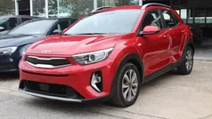 Rojo Usado 2022 Kia Stonic SUV | 13.850 € (Precio justo)