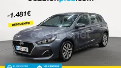 Gris / plata Usado 2021 Hyundai i30 Berlina | 16.300 € (Precio justo)