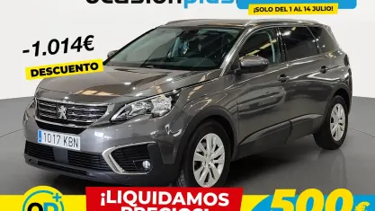 Usado Peugeot 5008 Active 120 CV (88 kW) 2017 Gris Pickup/Camioneta