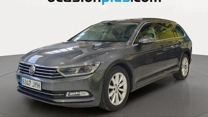 Używany VW Passat Advance 150 KM (110 kW) 2017 Szary Kombi