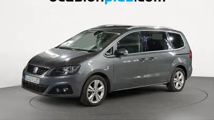 Usado Seat Alhambra XCELLENCE 150 CV (110 kW) 2022 Gris Monovolumen