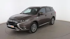 Marrón Usado 2018 Mitsubishi Outlander P-HEV SUV | 19.799 € (Precio justo)