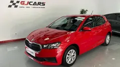 Rojo Usado 2022 Skoda Fabia Ambition Berlina | 14.900 € (Precio justo)