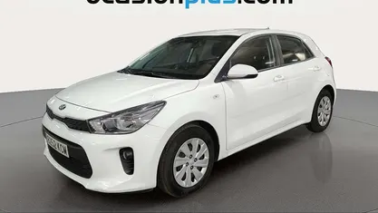 Blanco Usado 2017 Kia Rio Plus Utilitario | 9213 € (Precio justo)