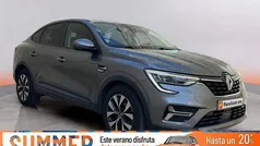 Gris / plata Usado 2023 Renault Arkana Evolution SUV | 19.990 € (Super precio)