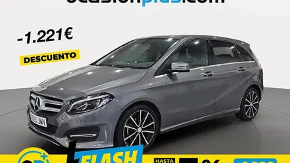Usado Mercedes B180 109 CV (80 kW) 2016 Gris Monovolumen
