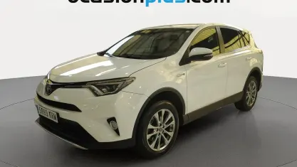 Usado Toyota RAV4 Hybrid Advance 197 CV (144 kW) 2018 Blanco SUV