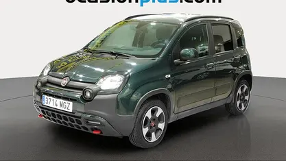 Usado Fiat Panda Cross Cross 70 CV (51 kW) 2023 Verde Utilitario