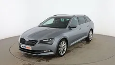 Gris Usado 2019 Skoda Superb Style Familiar | 20.599 € (Precio justo)