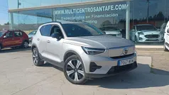 Gris Usado 2023 Volvo XC40 Core SUV | 30.990 € (Precio justo)