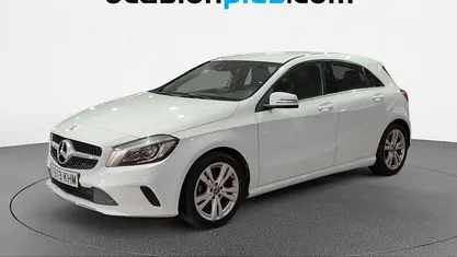Usado Mercedes A200 136 CV (100 kW) 2018 Blanco Utilitario