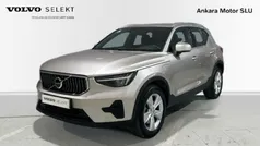 Gris Usado 2023 Volvo XC40 Core SUV | 34.900 € (Precio justo)