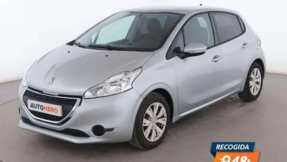 Usado 2014 Peugeot 208 Active Utilitario | 6799 € (Precio justo)