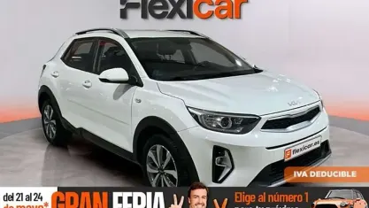 Usado Kia Stonic 101 CV (74 kW) 2021 Blanco SUV