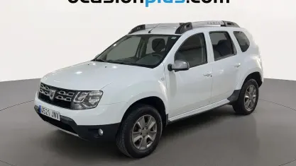 Usado Dacia Duster Lauréate 90 CV (66 kW) 2016 Blanco SUV