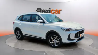 Usado MG ZS Luxury 197 CV (144 kW) 2025 Blanco SUV