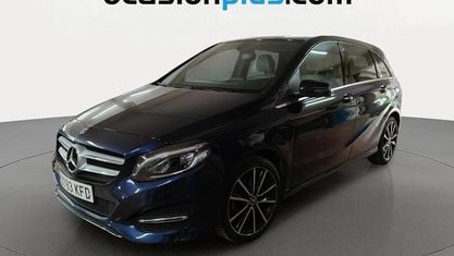 Usado Mercedes B200 136 CV (100 kW) 2017 Azul Monovolumen