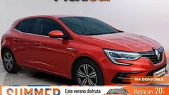 Rojo Usado 2021 Renault Mégane IV Zen Berlina | 15.490 € (Un poco caro)