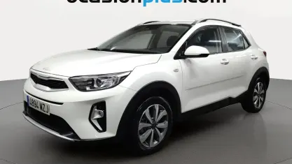 Usado Kia Stonic 101 CV (74 kW) 2025 Blanco SUV
