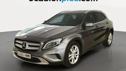 Usado Mercedes GLA220 Urban 170 CV (125 kW) 2014 Gris SUV