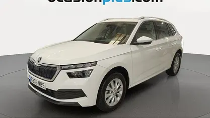 Usado Skoda Kamiq Ambition 110 CV (80 kW) 2022 Blanco SUV