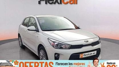 Usado Kia Rio 101 HP (74 kW) 2018 Branco Sedan